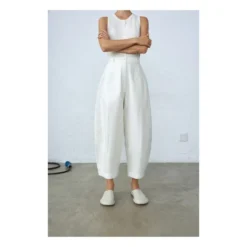 Incurved Pants | White -Trend Luxer Sales Store unnamed file 90